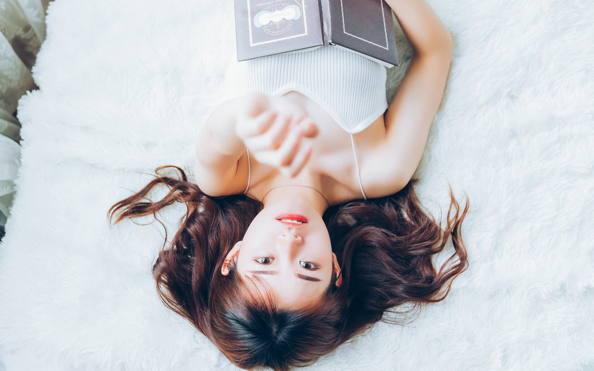 乐鱼体育入口-李娜鼓励女儿多尝试不同运动项目，李娜励志