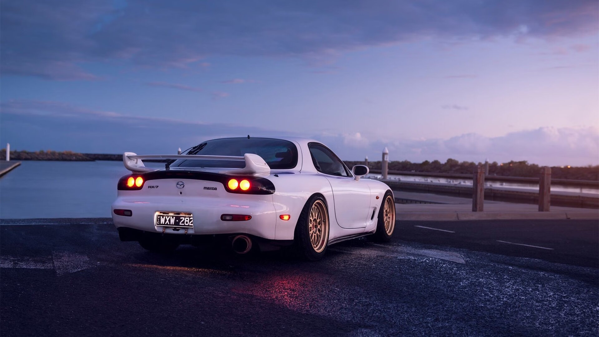 乐鱼体育官网投注-澳大利亚接力队冲线瞬间点燃赛场,澳大利亚女子游泳接力队员