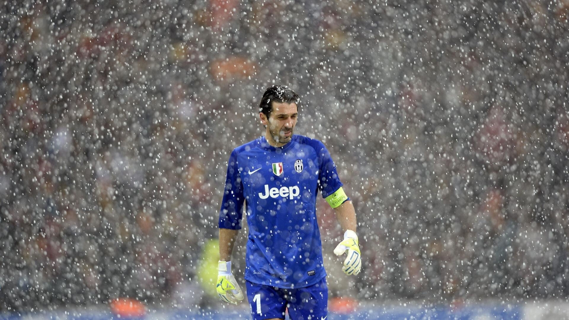 乐鱼体育app官网入口-哈兰德的欧冠进球纪录不断刷新,目标锁定历史榜单前列,哈兰德欧冠进球集锦